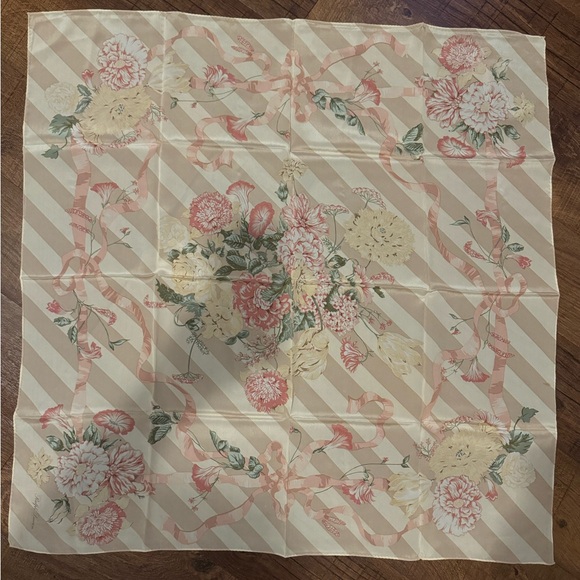 Accessories - NEW! Ralph Lauren Floral Garden 100% Silk Scarf VINTAGE 90s 35” A1